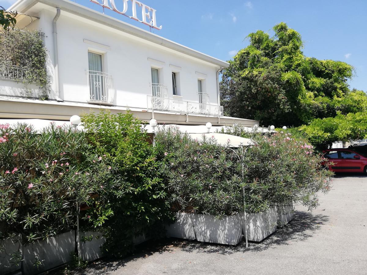 Hotel Ristorante Ca' Nova Венеция Екстериор снимка